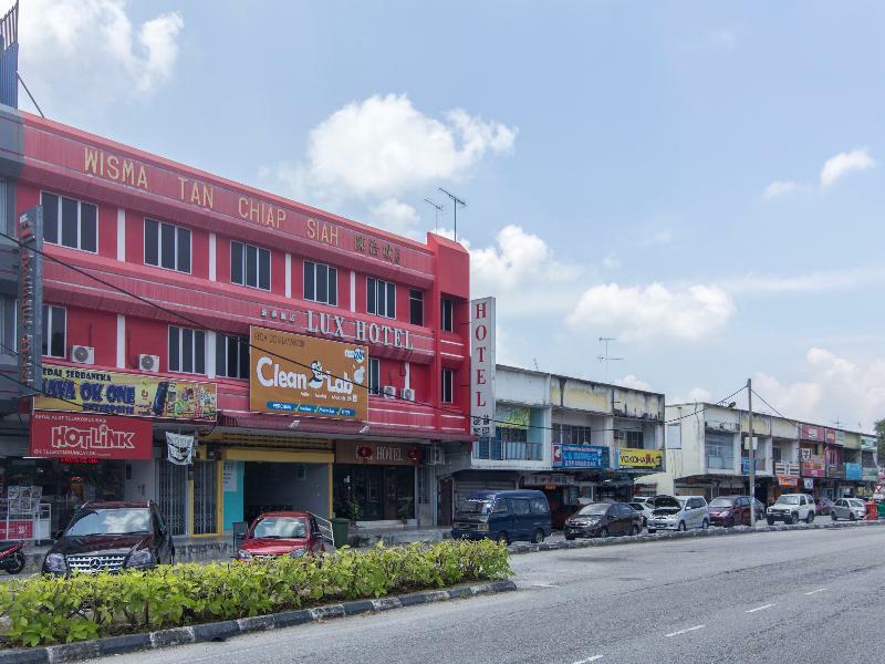 Lux Hotel Teluk Intan Exterior photo