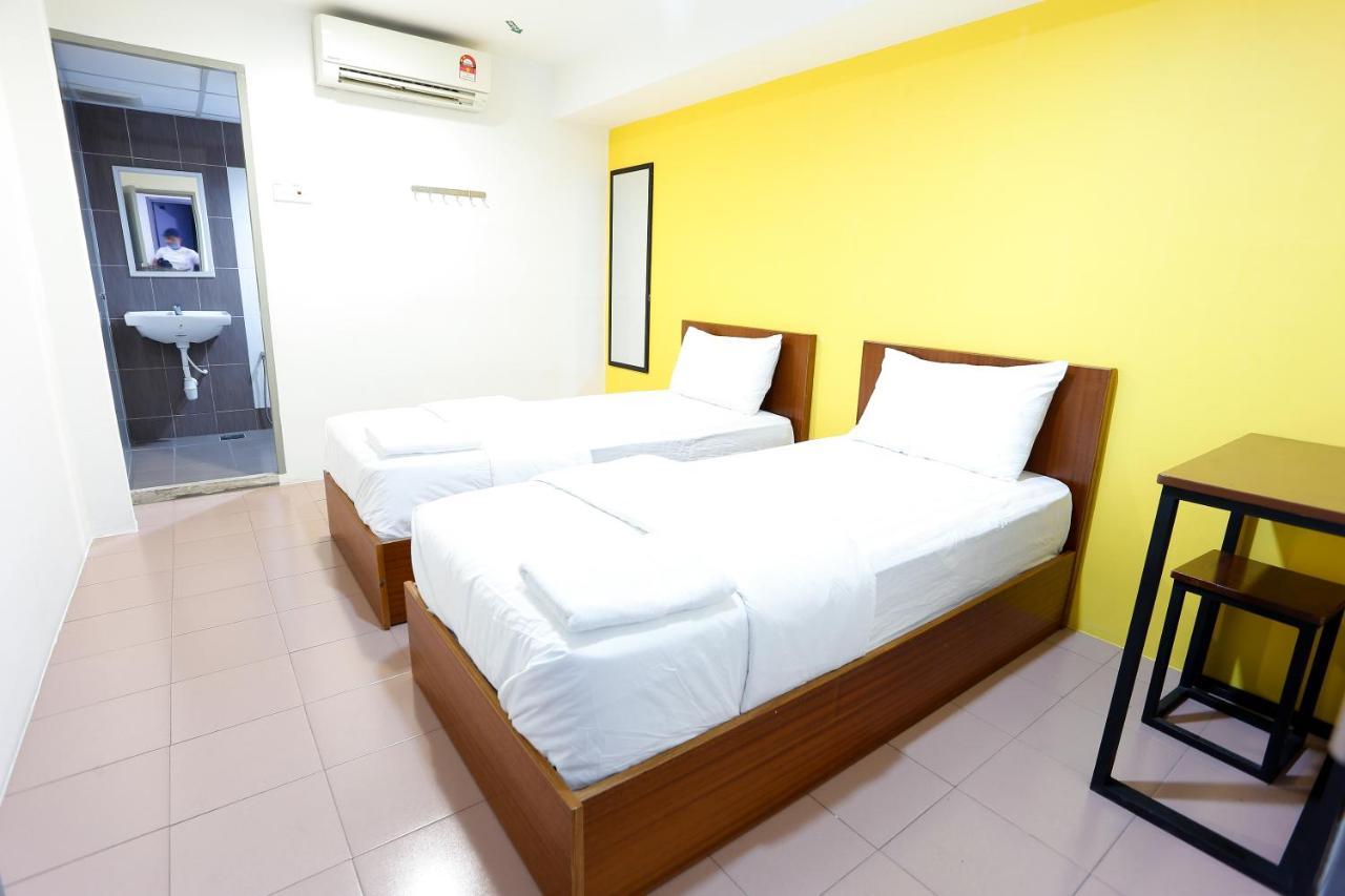 Lux Hotel Teluk Intan Exterior photo