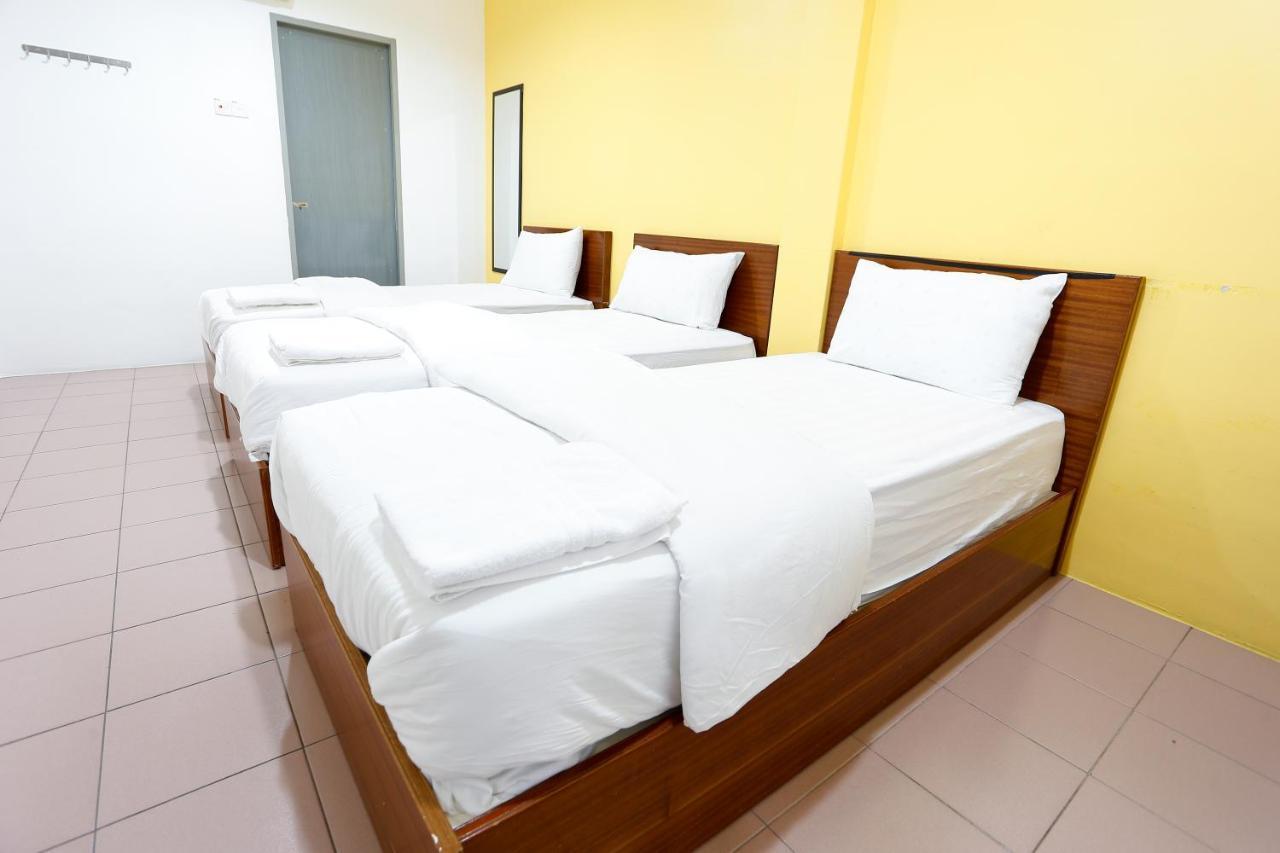 Lux Hotel Teluk Intan Exterior photo