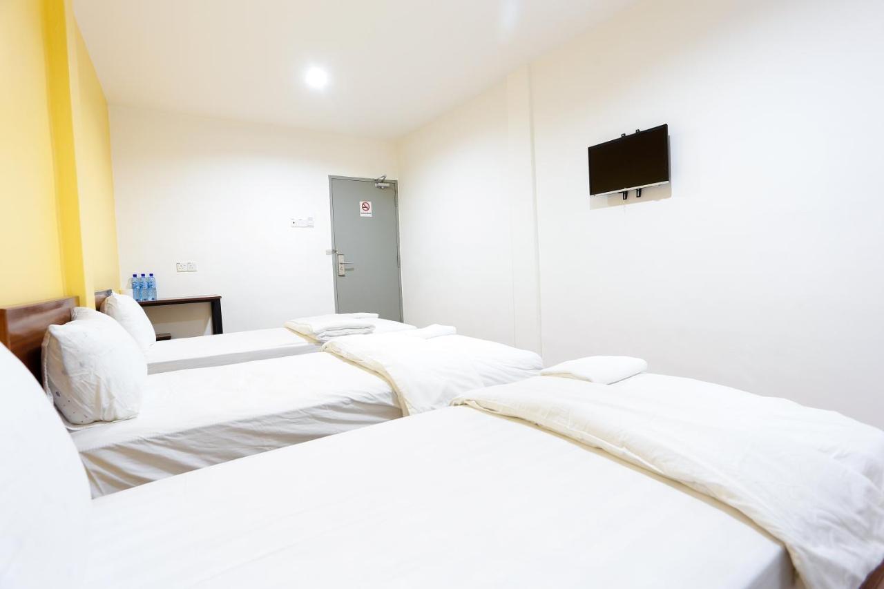 Lux Hotel Teluk Intan Exterior photo